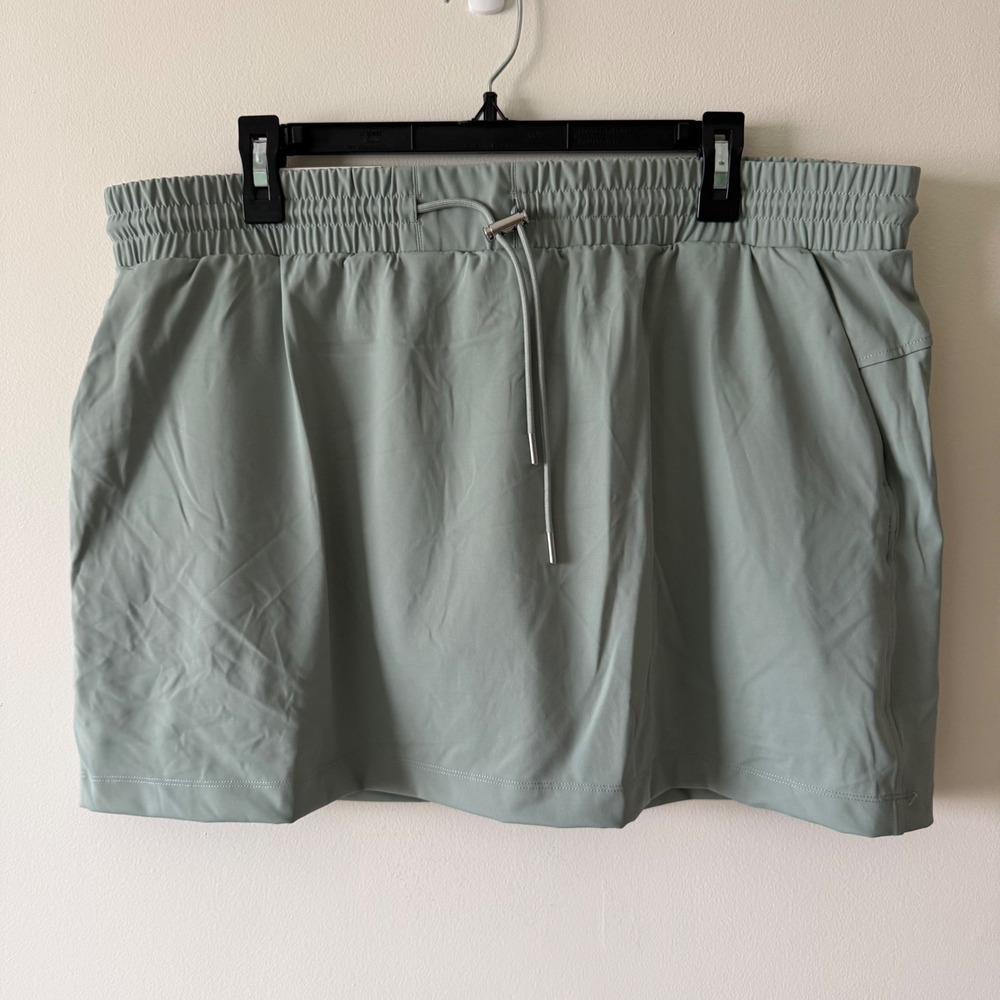 Members Mark Womens Travel Skort XL Green Mid-Rise Active Skirt LBSS12635 NWT